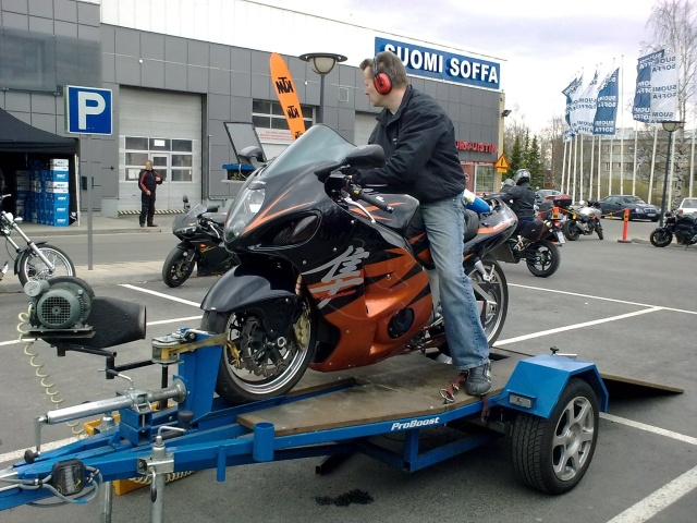 Kelahaaran Jampan penkiss� 15.5.2009. 204hp/165Nm (NOS 253hp/200Nm).
